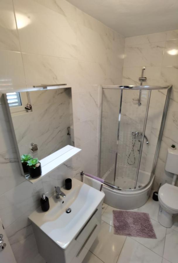 Apartman Sara Преко Екстер'єр фото