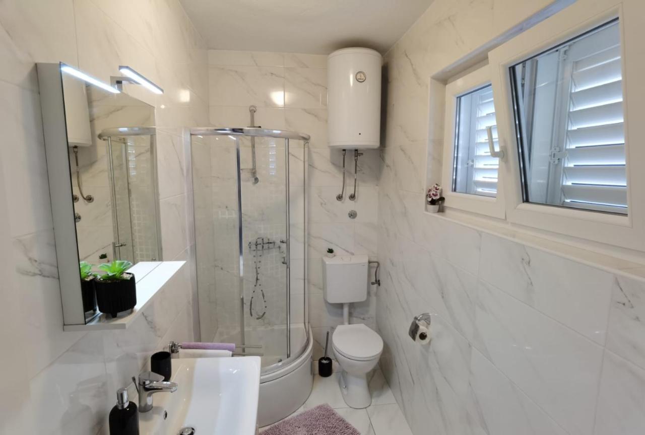 Apartman Sara Преко Екстер'єр фото